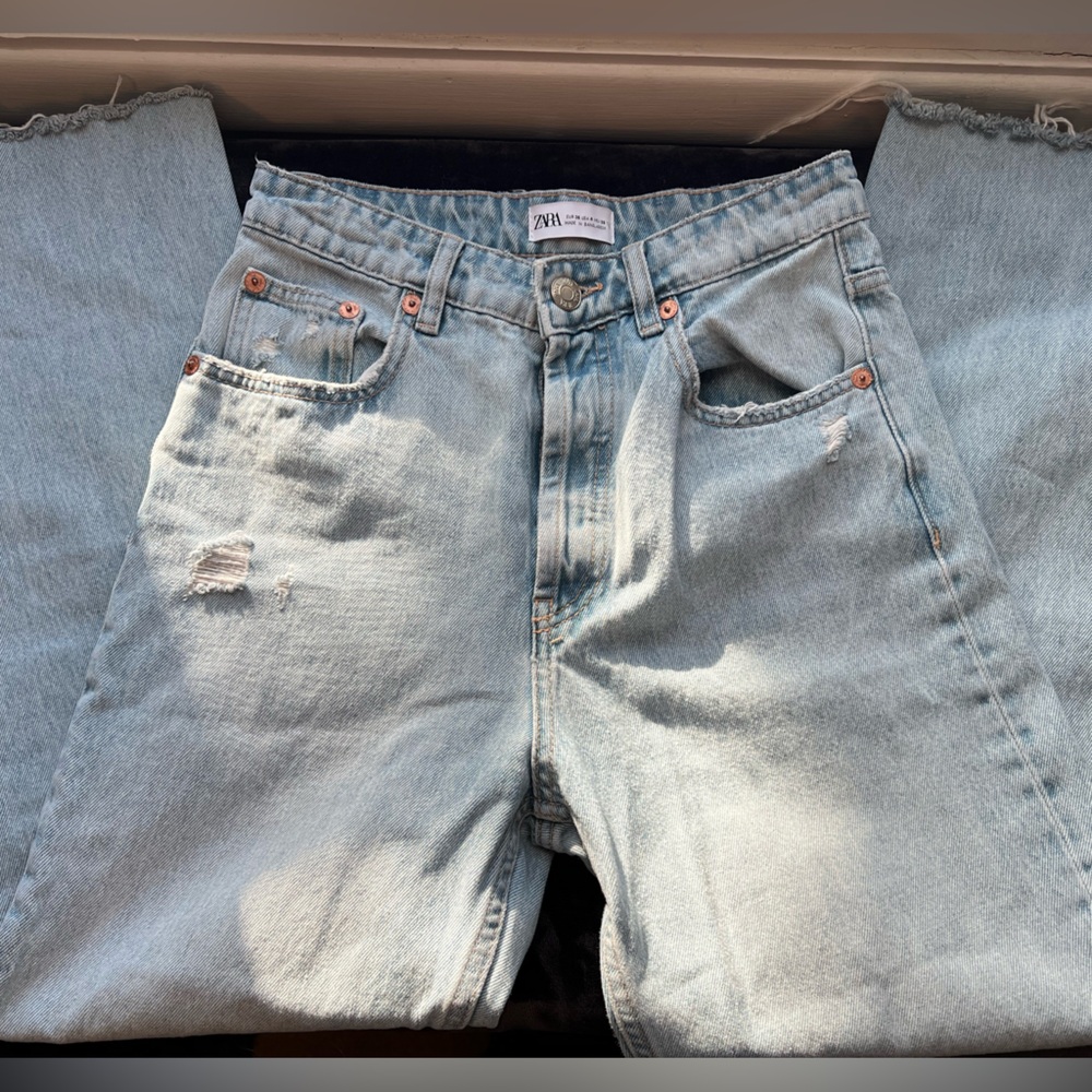 ZARA straight leg women’s jeans